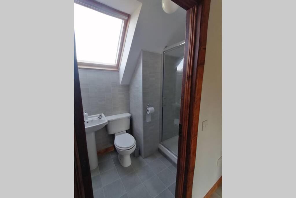 Self Catering Upstairs Apartment At Tradcottage Слайгоу Екстериор снимка